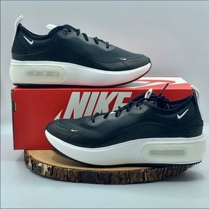 Nike woman air max DIA